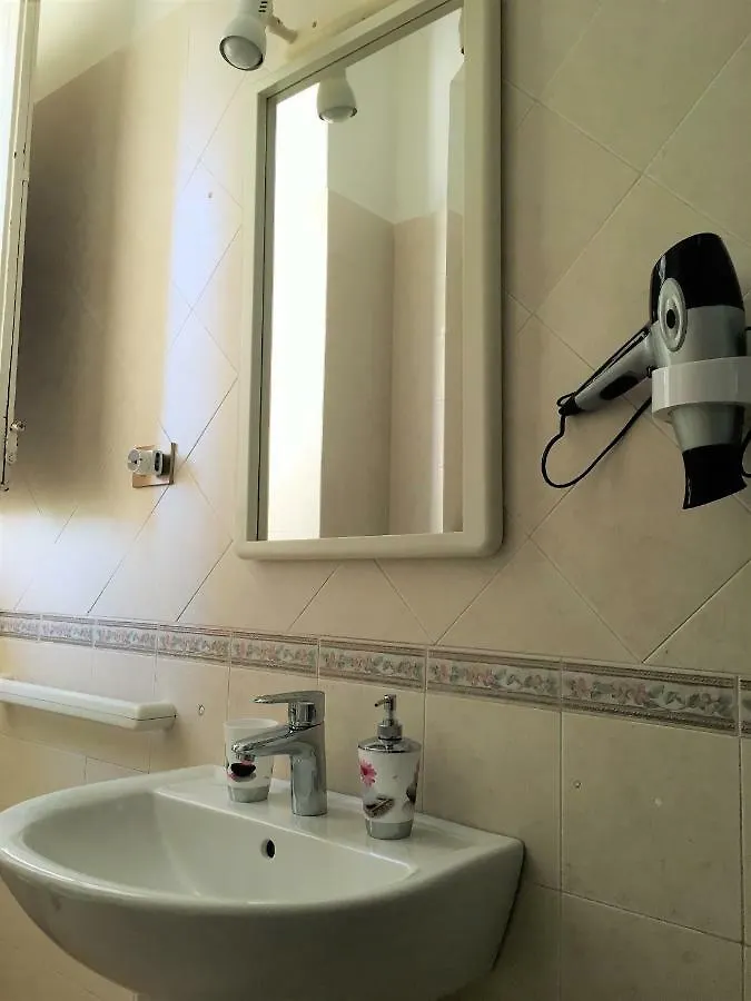 Locazione Turistica Palazzo Reale Apartment Palermo
