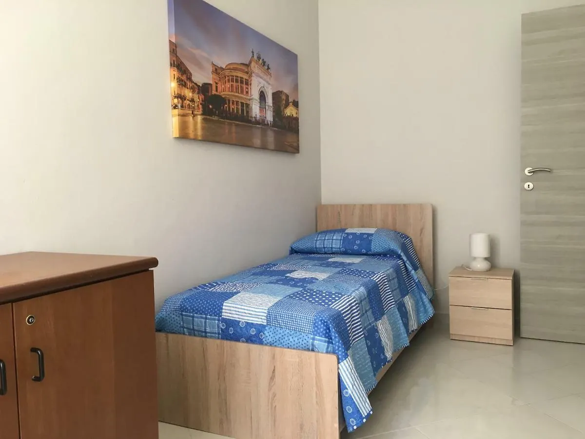Locazione Turistica Palazzo Reale Apartment Palermo Italy